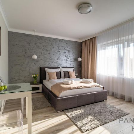 슈비노우이스쳬 Panorama Park 아파트 호텔 외부 사진